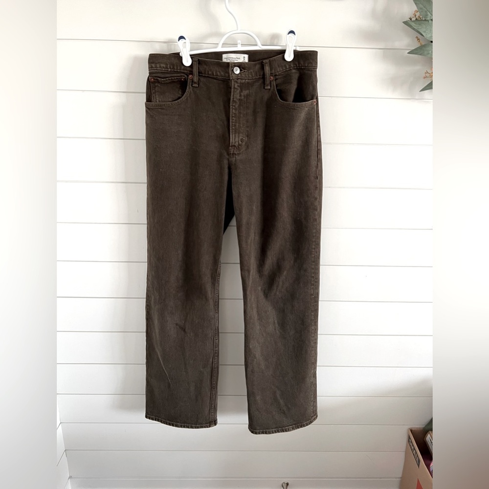 Abercrombie high rise 90’s relaxed jean